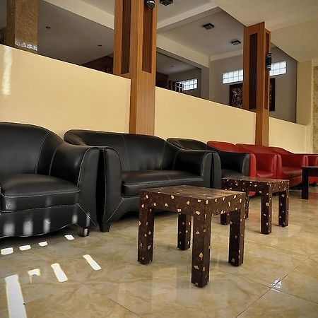 Spencer Green Hotel Batu  Exterior photo