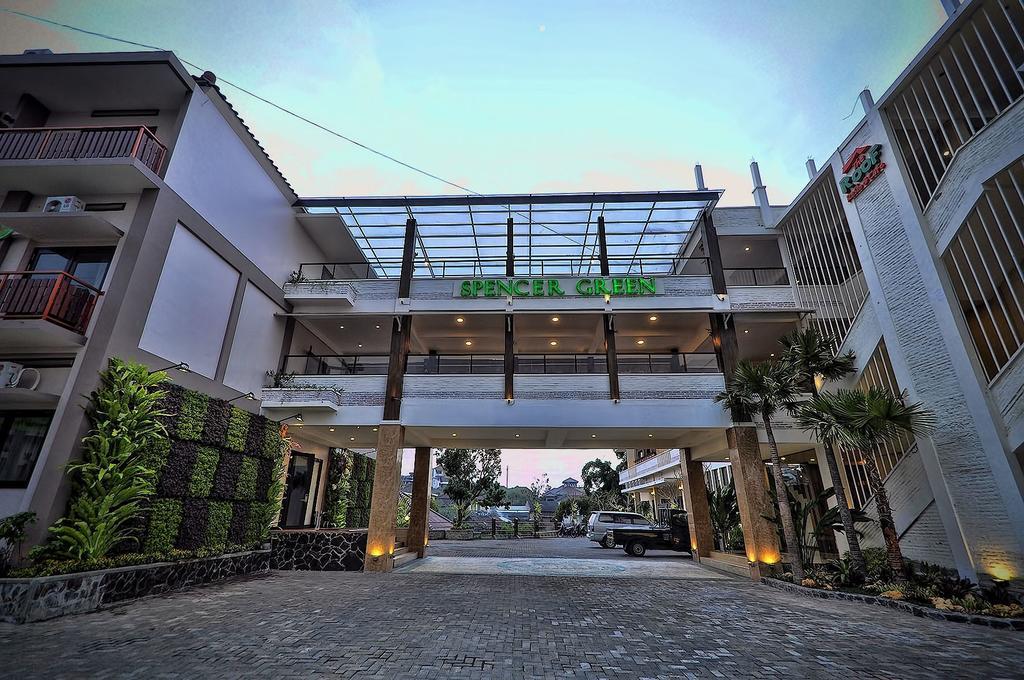 Spencer Green Hotel Batu  Exterior photo
