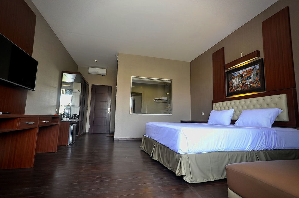 Spencer Green Hotel Batu  Exterior photo