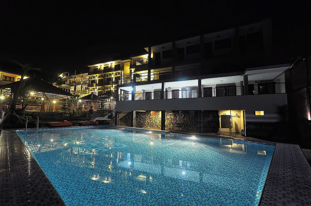 Spencer Green Hotel Batu  Exterior photo